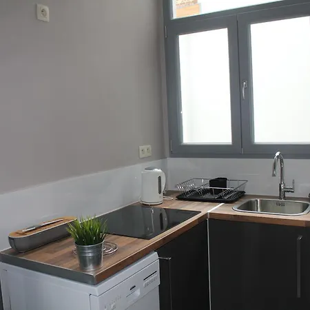 Apart Otel Le Dix Tournai